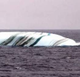 Os incríveis icebergs listrados