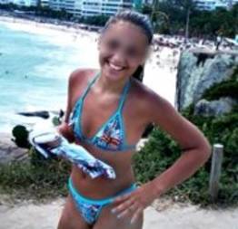 Novinha safada de biquíni flagrada na praia