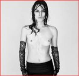 Keira knightley fica nua em protesto contra photoshopping