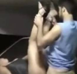 Flagrante de casal safado fodendo no estacionamento