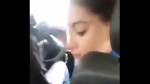 Chupou o pau do motorista pra pagar o taxi Ana Brand - Porno Vídeo Tube