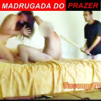 Marido esconde câmera e flagra esposa com melhor amigo | Madrugada do Prazer