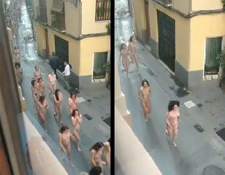 Mulheres andando completamente nuas na cidade