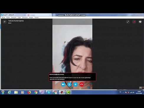 Marina caiu na cam pelo skype