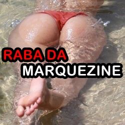 Bruna Marquezine de bruços mostrando a bunda e a solinha dos pezinhos