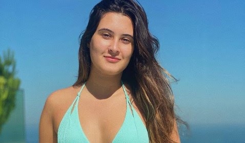 Filha de Fátima Bernardes choca a web ao posar com seu menor fio-dental Que corpão!  | Fotos das mais gostosas