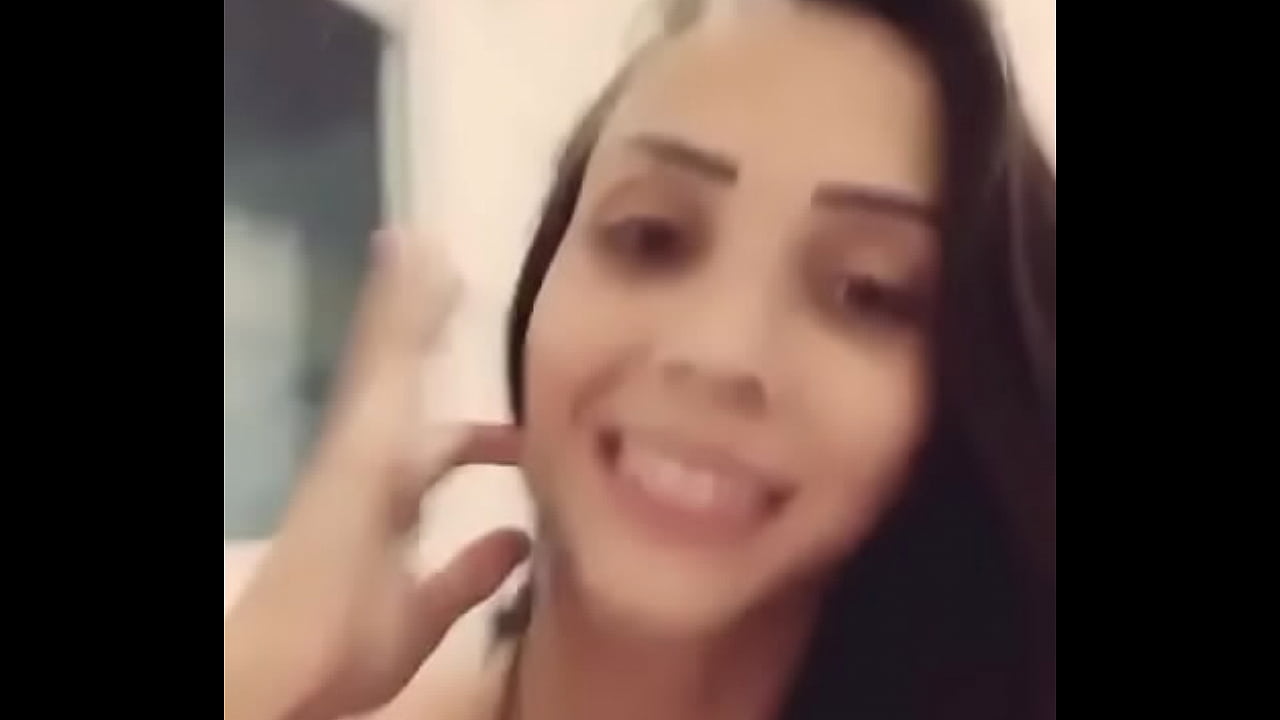 Novinha transando com o namorado no meio da live pt 2 - Tia Tanaka