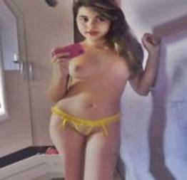 Milena novinha vazou em fotos no facebook dó de calcinha mostrando os peitinhos
