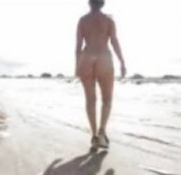 Caiu na net mulher pelada em praia do Rio Grande do Sul