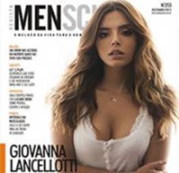 Giovanna Lancellotti posa sensual para a Revista Mensch