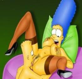 Bart Simpsons sacaneando a mamгe gostosa de jeito