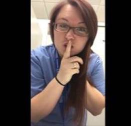 Novinhas   enfermeira gostosa fez um vídeo no banheiro do hospital - novinhas