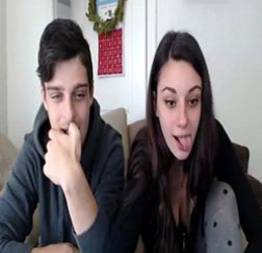 Irmão com irmã na webcam se pegando ao vivo caiu na net