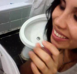 Moreninha fez hora extra com chefe no banheiro xvideo amador videos sexo gratis