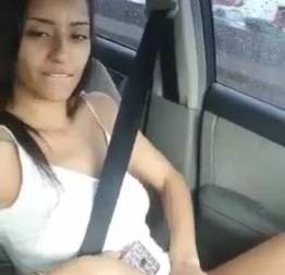 Video esfregando buceta dentro do carro no transito de são paulo