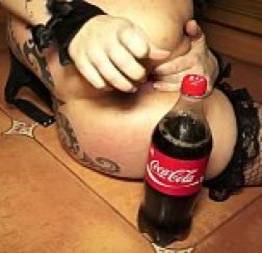Putaria gostosa com garrafa de coca - tomando no toba | videos de sexo anal grat