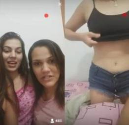 Mãe e filhas na putaria na webcam