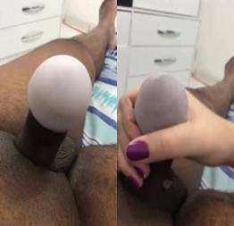 Esposa safada punhetando o marido com Egg