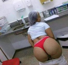 Enfermeira caiu na net dando o cu sem camisinha