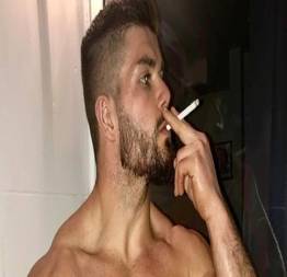 Muscle male smoking