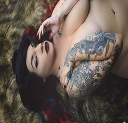 Sultry Suicide Girls