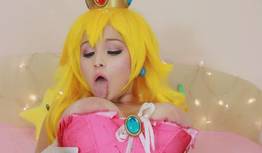 Cosplay porno com a gostosa Princess Peach