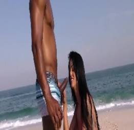 Shayene Samara fodeu com negão do pau grande na praia da Barra