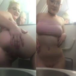 Loirinha gostosa usando vibrador no banheiro - M3u Online - Sua Lista de Vídeo Porno da Internet